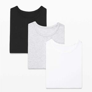 Lululemon men’s 5 Year Basic T-Shirt 3-pack